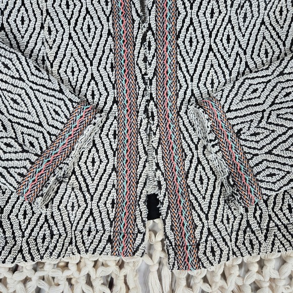 Miss Me Geometric Diamond Fringe Cropped Jacket Cardigan Sweater Women Size M - Picture 4 of 8